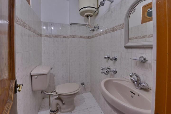 Hotel Ashish Inn Kandāghāt Zewnętrze zdjęcie