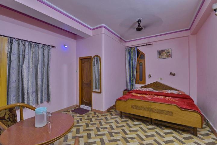 Hotel Ashish Inn Kandāghāt Zewnętrze zdjęcie