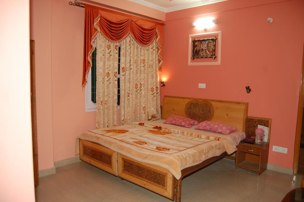 Hotel Ashish Inn Kandāghāt Pokój zdjęcie