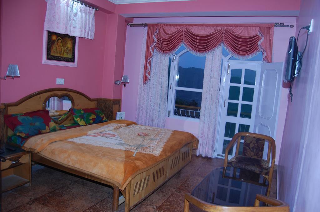 Hotel Ashish Inn Kandāghāt Pokój zdjęcie
