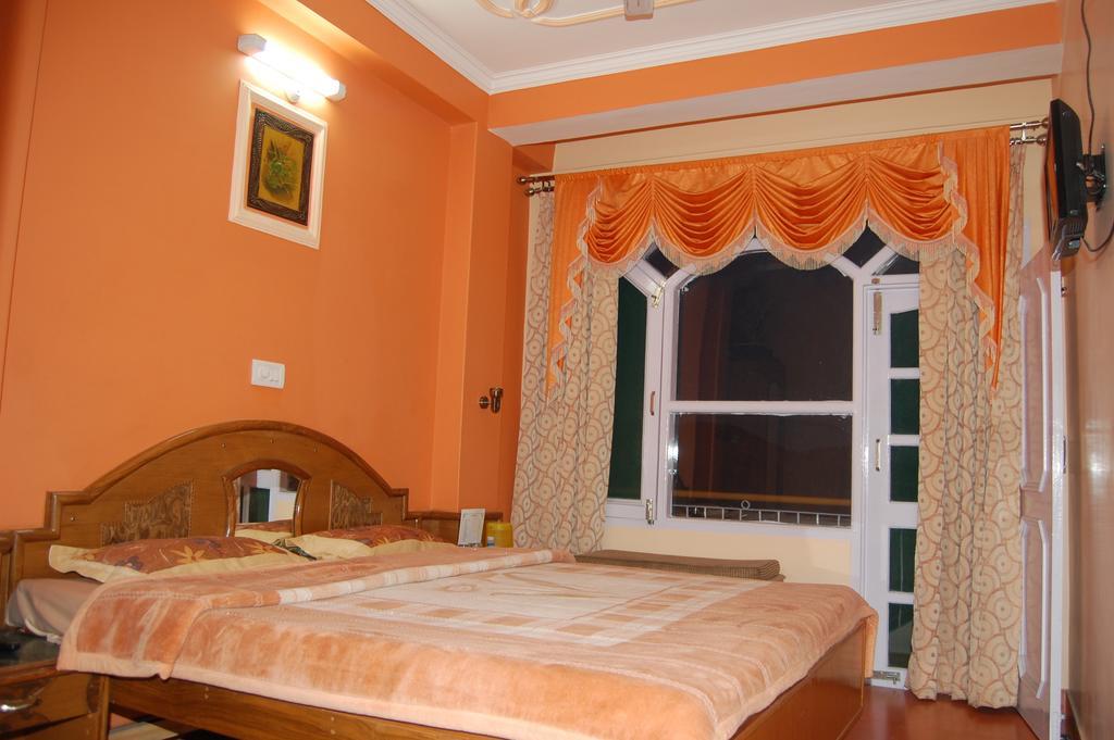 Hotel Ashish Inn Kandāghāt Pokój zdjęcie